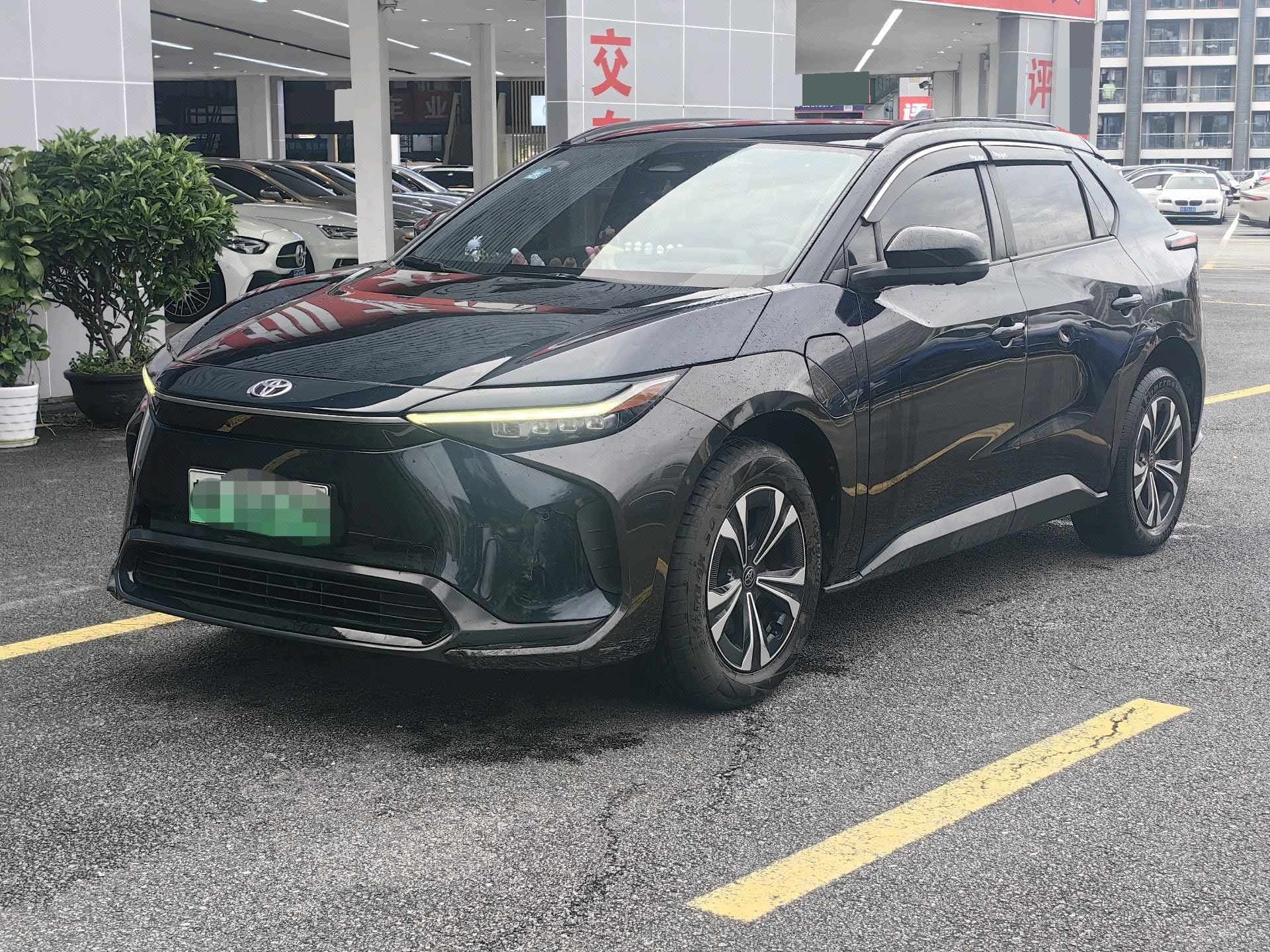 Toyota FAW  bZ4X 2022 Model Year, AWD Freedom Edition