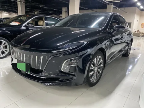 Hongqi E-QM5 2022 Model Year, 431 km, "Charging Enjoyment" Edition