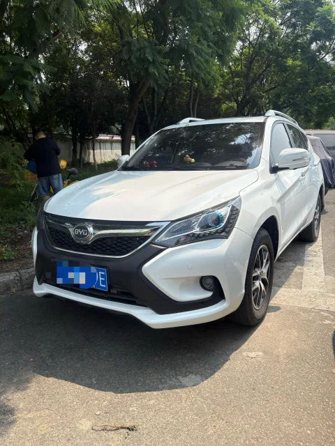 BYD 2016 Song 1.5TI Luxury Edition, Manual Transmission
