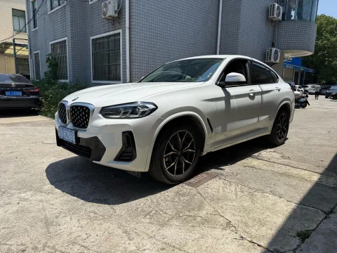 2022 BMW X4 xDrive 25i M Sport Package
