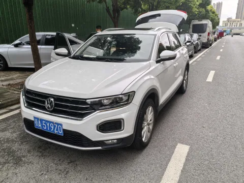 2020 T-ROC 230TSI DSG Front-Wheel Drive "Progressive" Trim