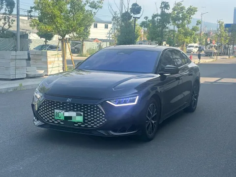 Han 2022 DM-i 121KM Premium Edition