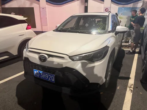 Toyota 2023 Corolla Cross 2.0 CVT Leading Edition Automatic Transmission