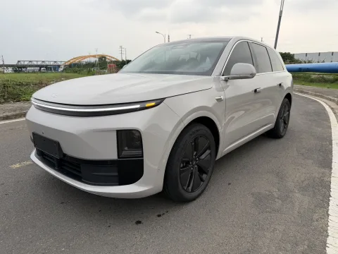 Li Auto L6 2024 Pro