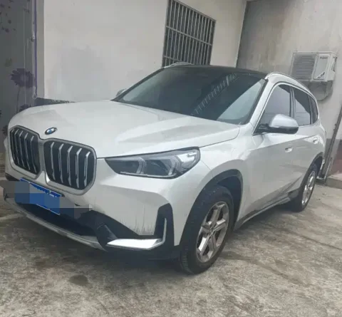BMW 2023 X1 sDrive20Li 1.5T X Design Package, Automatic Transmission