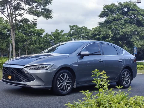 BYD 2023 Qin PLUS DM-i 1.5 CVT Champion Edition, Leading Trim (120 km), Automatic Transmission