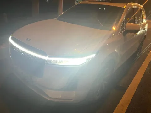 Li ONE 2021 Model, Extended-Range 6-Seater Version