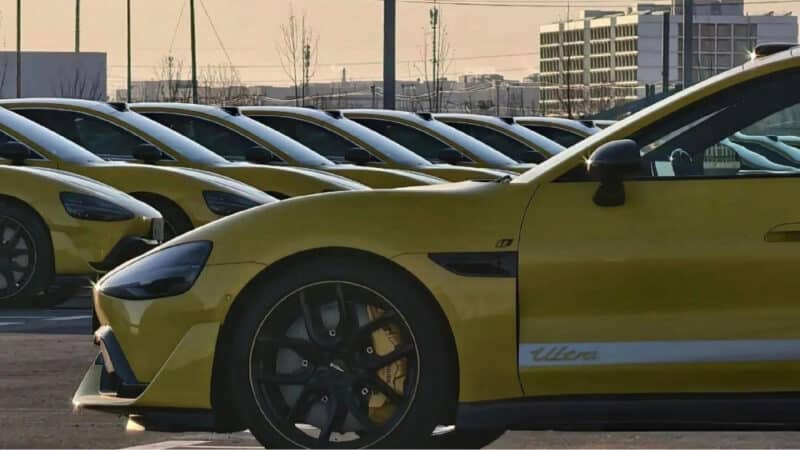 Xiaomi SU7 Ultra sedans with 1,500 hp pile up at the Beijing factory